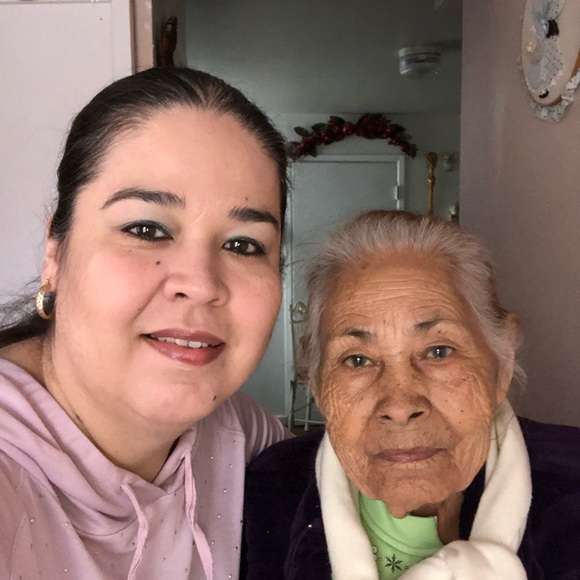 Meet your Posher, Alma - Picture 4 of 8